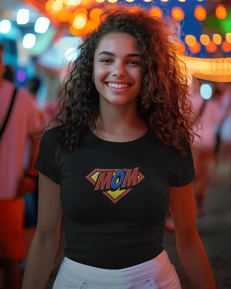 Super Mom : Women's Favorite Tee